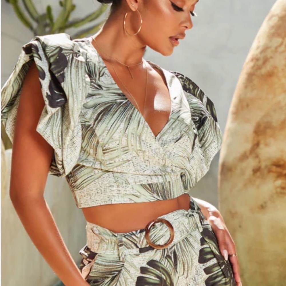 Fashion Nova Palm Print Wrap Crop Top - Mint
